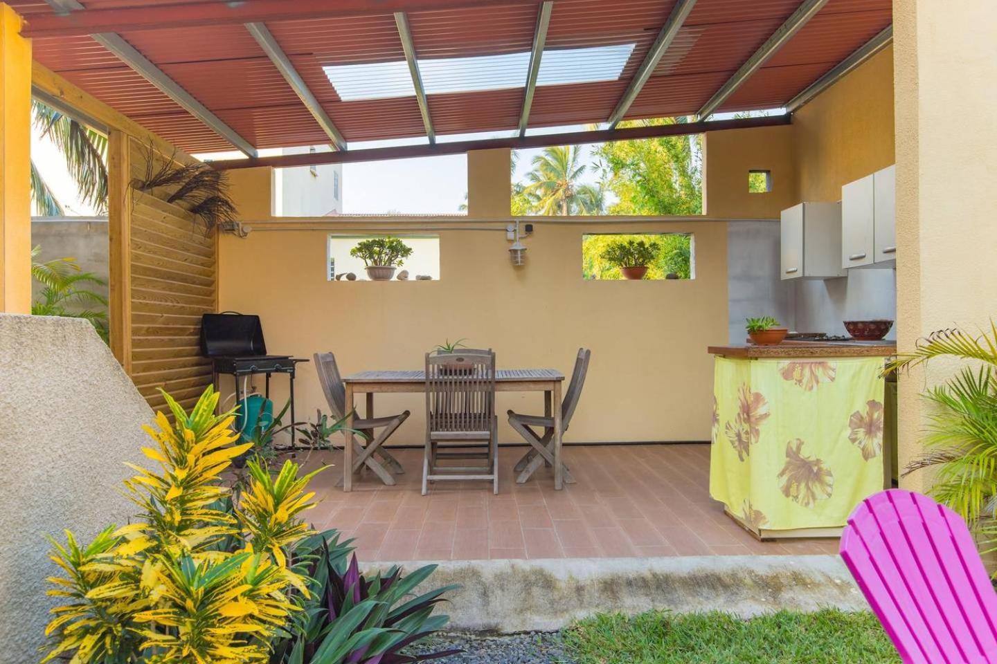 La Kaz A L'Etang - Votre Location De Vacances A L'Ile De La Reunion 圣路易斯 外观 照片